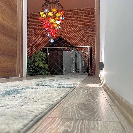 Mi Casa 5*