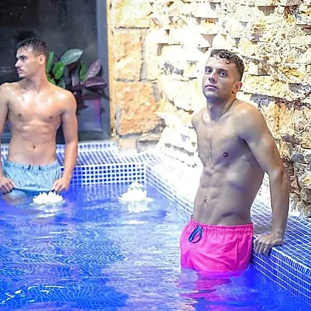 Mi Casa Готель